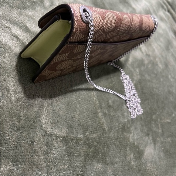 Coach Brown Wallet with Green Accent - Picture 6 of 6